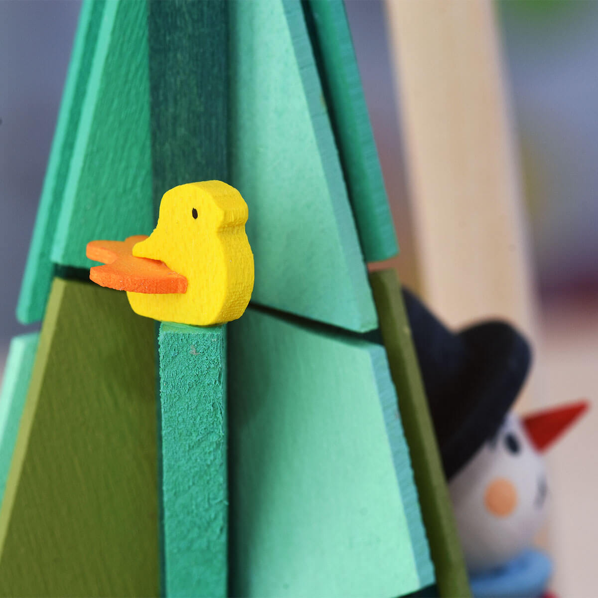 Tischpyramide mit Teelicht Schneemann