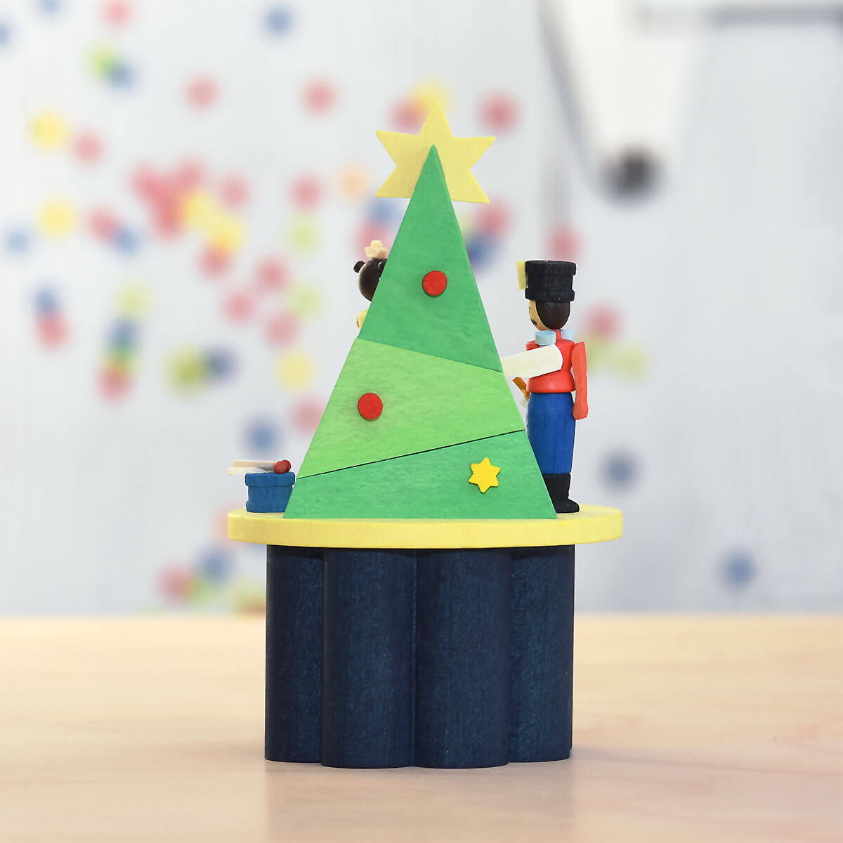 Kurbelspieldose Nußknacker