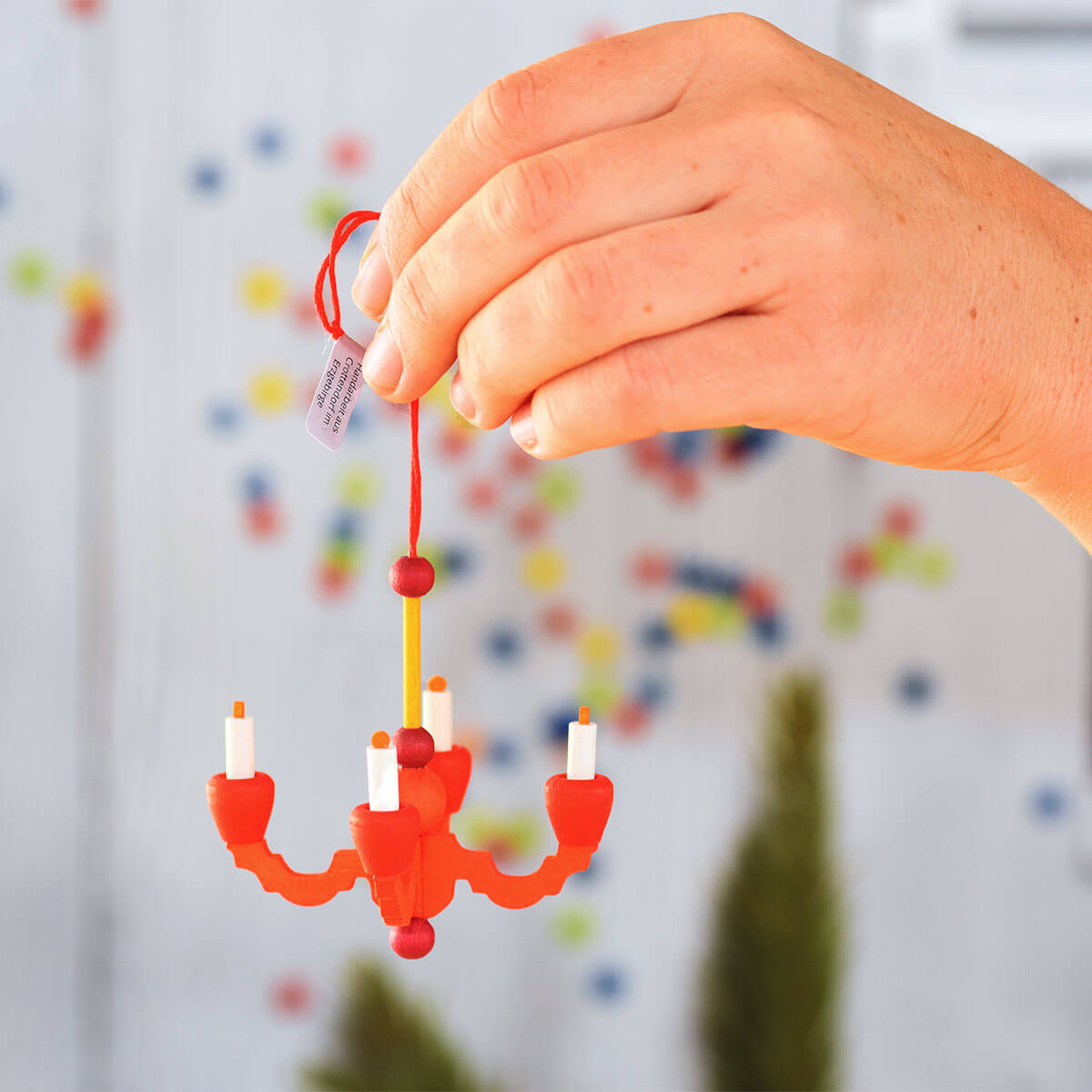 Leuchterspinne als Baumschmuck